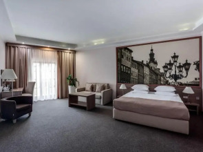 Rius Hotel Lviv