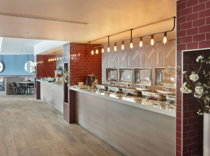 Hyatt Place London Heathrow Airport