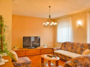 Karlo1 Apartment