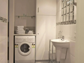 Zero Davey  Boutique Apartment