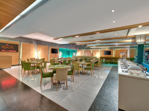 Al Khoory Executive Hotel