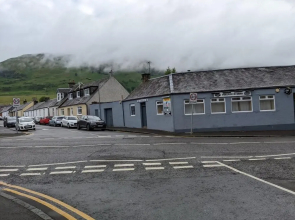 Superb 2 Bedroom Flat Tillicoultry