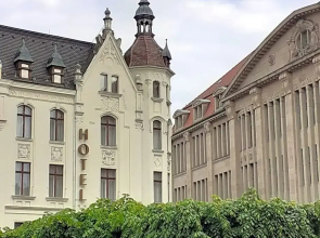 AKZENT Hotel Am Goldenen Strauss