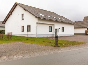 Enticing Holiday Home in Winterberg near Ski Area