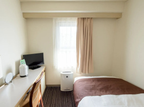 Shin Osaka Sunny Stone Hotel