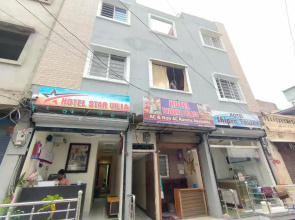 Hotel Blue Star