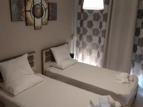 White Rose Apartment- Elegant Apartment