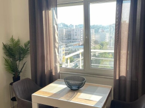 Sunny Apartment