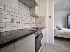Cushy Apartment in Coventry near Coventry Market