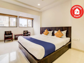 SPOT ON 63194 Hotel Raj Tourist