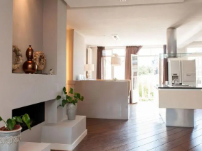 Lionel Apartment
