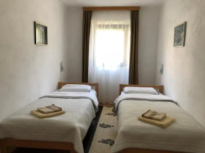 Apartment Jezerce 71