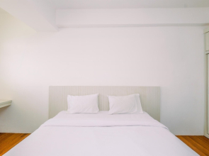 Comfort And Enjoy Living Studio Room At Gunung Putri Square Apartment