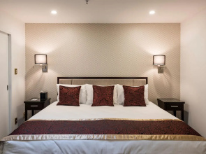 Fino Hotel & Suites