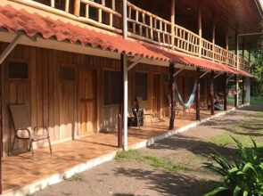 Miss Junies Lodge