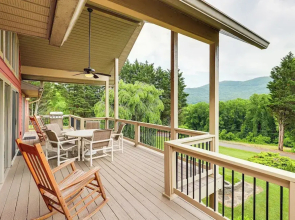 Mtn Views & Hot Tub: 6-acre Blue Ridge Retreat!