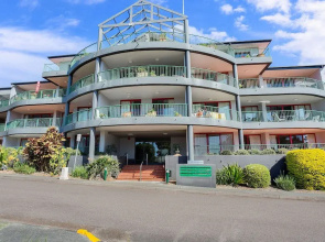 Horizons Golf Club, Unit 8, Turnberry