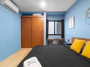 Modern chic 1 bedroom apt w/ rooftop infinity pool