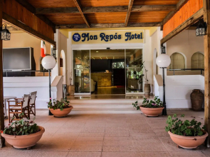 Mon Repos Hotel