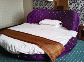 Lijing Hotel Dalat Qi