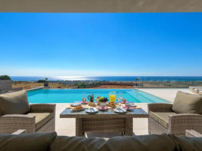 Alav Pool Villa