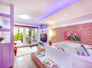 Loverstar In Forest Pension