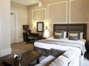 Gem Strathmore Hotel