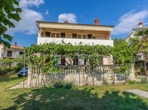 Alluring Apartment in Medulin near Beach