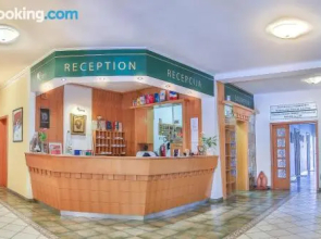 Lipa Hotel és Étterem