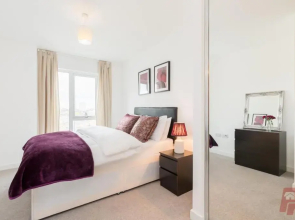 Modern Birmingham City Apartments Secure Gated Parking