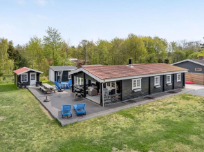 "Hardina" - 300m from the sea in Funen