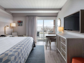 Howard Johnson by Wyndham Middletown Newport Area