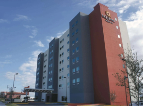 CHN Hotel Monterrey Aeropuerto, Trademark by Wyndham