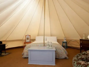 Killarney Glamping at the Grove, Suites and Lodges