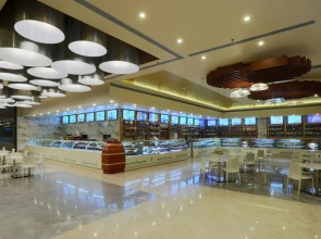 Centrum Hotel by Brijwasi