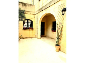 Panoramic Farmhouse