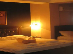 Hotel Nais
