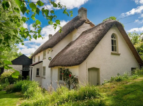 Weeke Brook - Quintessential thatched luxury Devon cottage
