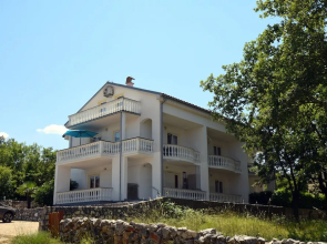Halapir Apartment