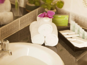 Liberty Hotel Saigon Parkview