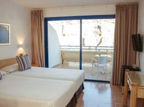 LIVVO Lago Taurito Hotel & Aquapark All Inclusive