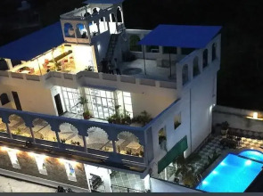 Emperor Palace - A Heritage Villa