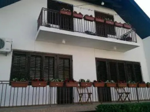 Garden Vila