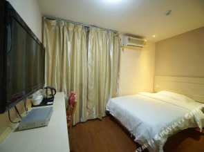 Gonghe Hotel (Nanning Chaoyang Square Subway Station Sanjie Liangxiang)(共和酒店(南宁朝阳广场地铁站三街两巷店))