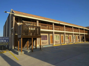 Executive Inn Laguna Vista