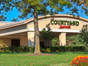 Courtyard Montvale