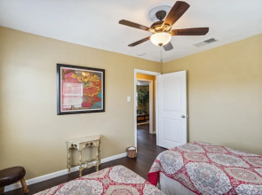 Quaint Midland Home ~ 1 Mi to Downtown!