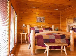 Layz Dayz Lodge by RedAwning