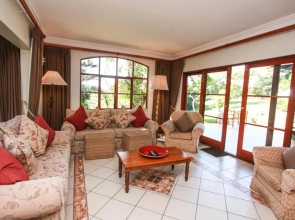 Selborne 4 Bedroom Delight ZPF19