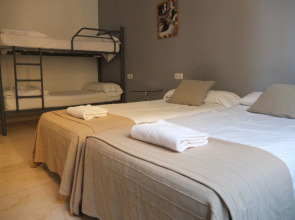 No Limit Hostel Central